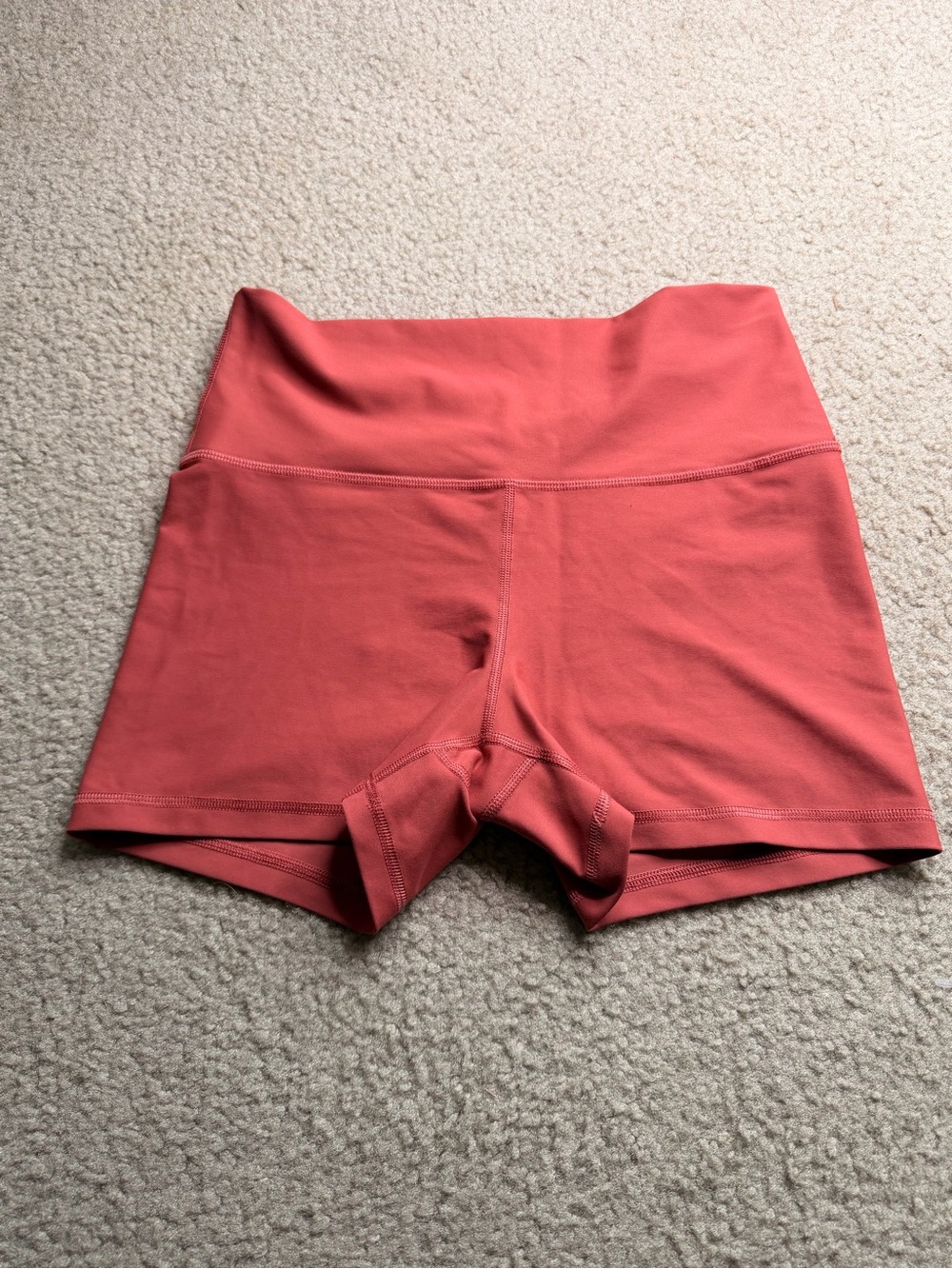 Old Navy Womens Activewear 3in Shorts in Coral Size Medium